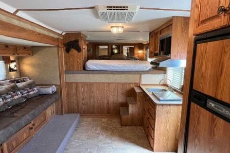 USED American Spirit Horse Trailer with Living Quarters for Sale - Horse Trailers Galore Horse Trailer With Living Quarters, Horse Trailer Living Quarters, Horse Trailers For Sale, Spirit Horse, Gooseneck Trailer, Trailer Living, Horse Trailers, Horse Trailer, American Spirit