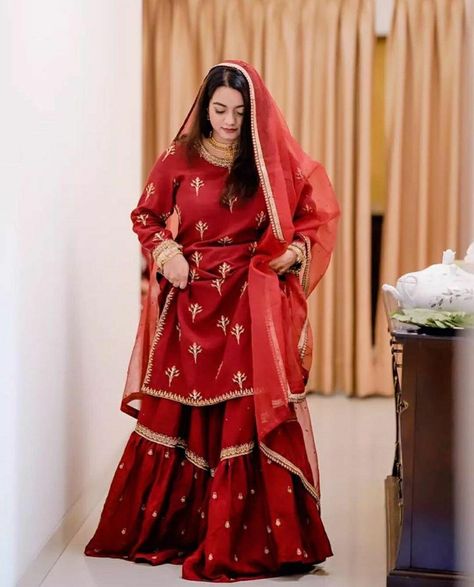 Trending Dress, Simple And Elegant Wedding, Latest Bridal Dresses, Bridal Dresses Pakistan, Pakistani Wedding Outfits, Stylish Short Dresses, Pakistani Fancy Dresses, Pakistani Dresses Casual, Beautiful Pakistani Dresses