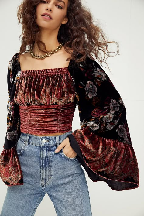 Catching Feelings Velvet Top | Free People UK Kimono Corset, Velvet Outfit, Catching Feelings, Blouse Korean Style, Boho Mode, Mode Hippie, Velvet Flares, Estilo Hippie, Mode Boho