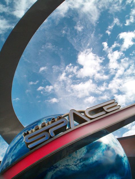 https://flic.kr/p/ciVXcN | Mission: SPACE | A look at Mission: SPACE from 2003. Disney World Hacks, Mission Space, Space Mission, Helpful Hacks, Disney 2024, Trivia Quiz, Disney World Tips And Tricks, How To Save Money, Disney Trip