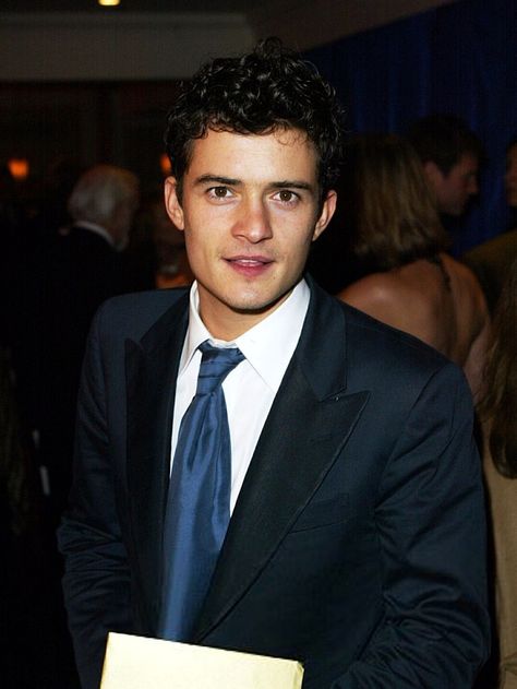 Orlando Bloom Lord Of The Rings, Orlando Bloom Early 2000s, Orlando Bloom 90s, Orlando Bloom Icon, Orlando Bloom Now, Orlando Bloom 2000s, Orlando Bloom Aesthetic, Young Orlando Bloom, Orlando Bloom Funny