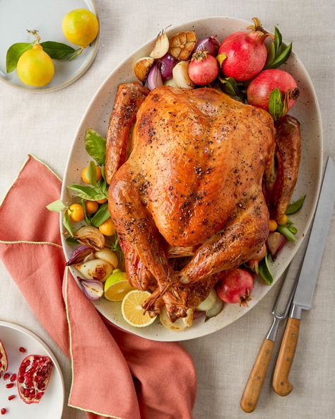 Whole Turkey Recipes, Stuffing Recipes For Thanksgiving, Thanksgiving Food Sides, Turkey Brine, Ayam Bakar, Thanksgiving Stuffing, Whole Turkey, Turkey Recipes Thanksgiving, Turkey Thanksgiving