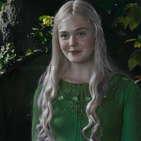 Medieval Face Claims Female Blonde, Targaryen Fancast, Daena Targaryen, Jacaerys Velaryon, Helaena Targaryen, Fantasy Universe, Kristina Bazan, Medieval Books, Targaryen Aesthetic