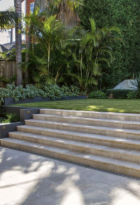 This backyard retreat in Sydney’s Northern Beaches was in need of a serious makeover to turn it into the inviting Aussie bush-meets-beach entertaining zone it is today. Beach Landscaping, Coastal Environment, Sydney Gardens, Country Garden Design, Portable Garden, Sloped Backyard, Pool Landscape Design, Australian Garden, Coastal Gardens