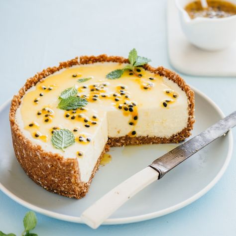 Passionfruit Cheesecake, Passionfruit Recipes, Fruit Tart Recipe, Australia Food, Fruit Tart, Oven Recipes, Tart Recipes, Easy Cake Recipes, Fruit Recipes