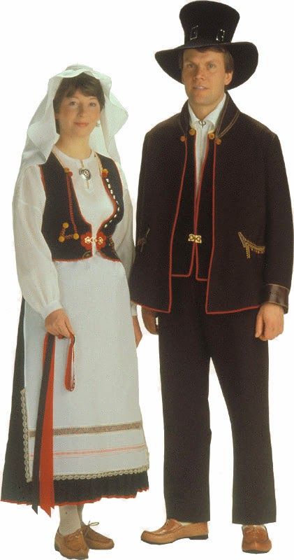 FolkCostume&Embroidery: Overview of the Folk Costumes of Europe Finnish Costume, Contemporary Costumes, Folk Clothing, National Dress, Folk Dresses, Married Woman, Traditional Fashion, Folk Costume, Men Boys