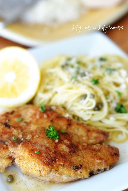 Chicken Piccata - Life In The Lofthouse Chicken Piccata, Chicken Main Dishes, God Mat, Think Food, Poultry Recipes, Comfort Foods, Pioneer Woman, Main Meals, Main Dish Recipes