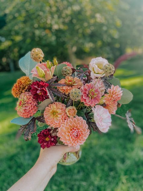 An all local bouquet perfect for a fall wedding Zinnias Bouquet, Zinnia Wedding Bouquet, Cinder Rose, Zinnia Bouquet, Local Flowers, Wedding Binder, Orchard Wedding, Cottage Garden Plants, Floral Work