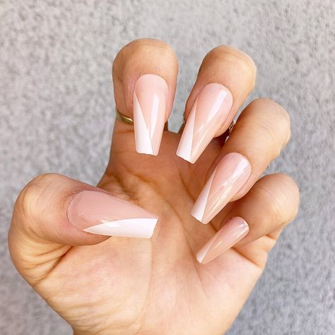 Slanted Nails, Coffin Nails Designs Summer, White Tip Nails, Coffin Nails Matte, Medium Coffin, Nails Glossy, Acrylic Nail Powder, White Glitter Nails, Homecoming Nails Acrylic