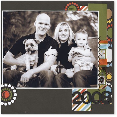 Family Family Scrapbook Layouts, Scrapbook Club, Scrapbook Photos, Family Layout, Scrapbook Pictures, Heritage Scrapbooking, Picture Layouts, Scrapbook Layout Sketches, Family Scrapbook