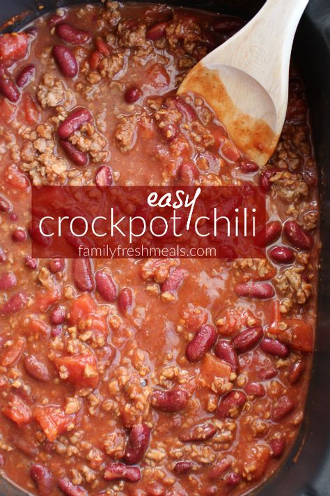 I love that I can put a pot of this Easy Crockpot Chili to cook in the morning and have a hot meal ready when we get home. Freezer friendly too! Easy Crockpot Chili, Can Crushed Tomatoes, Crock Pot Food, Red Kidney Beans, Fresh Meals, Pot Dinners, Family Fresh Meals, Crockpot Chili, Slow Cooker Chili