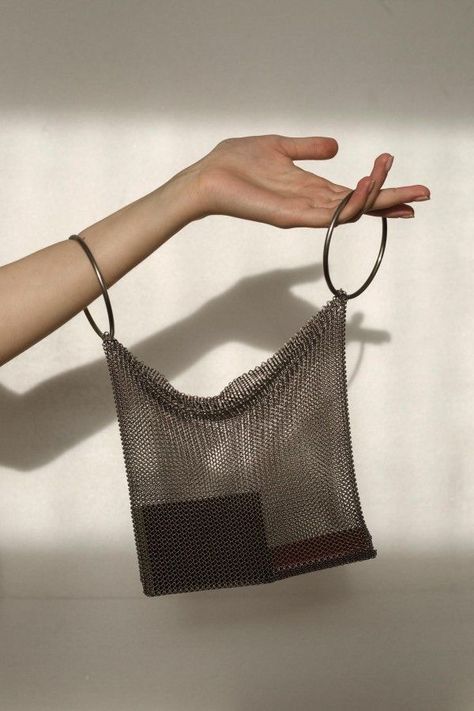 Mesh. Brand Name Clothing, Lv Bags, 자수 디자인, Trik Fotografi, Mesh Bag, Gucci Bags, Schmuck Design, Diy Bag, Abba