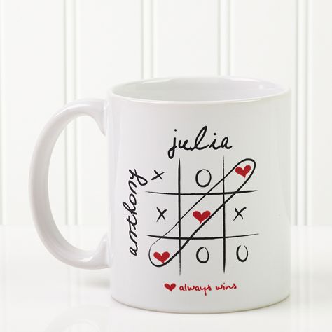 Romantic Personalized Heart Coffee Mugs - Love Always Wins Mug For Husband, Idee Cricut, Heart Coffee, Box Creative, Love Always Wins, Romantic Gifts For Her, Coffee Heart, Valentines Mugs, Personalized Coffee Mugs