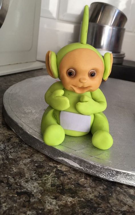 ideas from Claire jolly Teletubbies Cookies, Teletubby Birthday Cake, Telletubies Cake Ideas, Teletubbies Cake Topper, Tellie Tubbies Cake, Teletubbies Cake, Cake Slicer, Lily Cake, Disney Themed Cakes