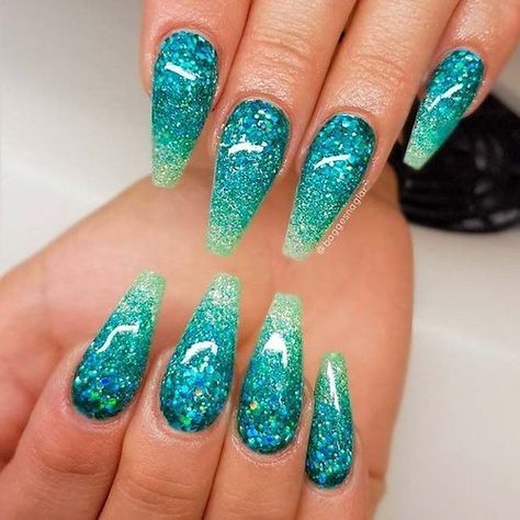 Turquoise Nails, Nail Designs Tutorial, Ombre Nails Glitter, Green Nail, Mermaid Nails, Ombre Nail Designs, Nail Art Ombre, Blue Nail, Beach Nails