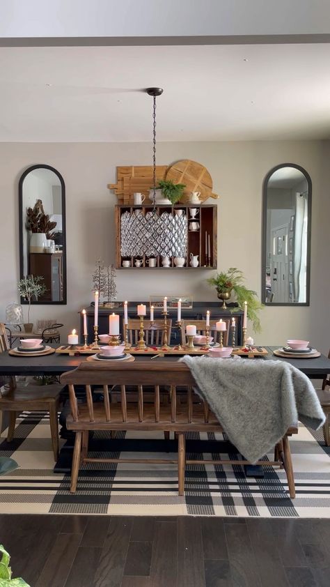 Dining Room Decor Rustic, Eclectic Dining Room, Dining Room Accents, Home Decor Painting, Dining Room Makeover, Dining Room Wall Decor, Kitchen Home Decor, Luxury Dining Room, Dark Cabinets