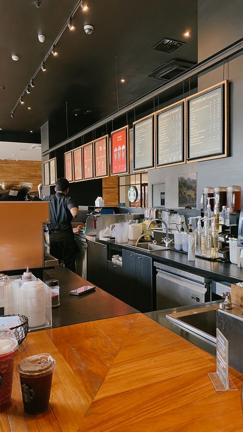 Starbucks Kitchen Design, Barista Aesthetic, Wings Restaurant, Small Cafe Design, Coffee Lab, Starbucks Kitchen, Small Cafe, Coffee Menu, Aesthetic Shop