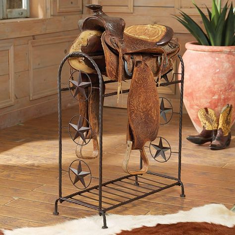 Lone Star Metal Saddle Stand Saddle Stand, Painted End Tables, Saddle Chair, Welding Crafts, Western Bedding, Cowboy Gifts, Black Forest Decor, Cowboy Decorations, Western Gifts