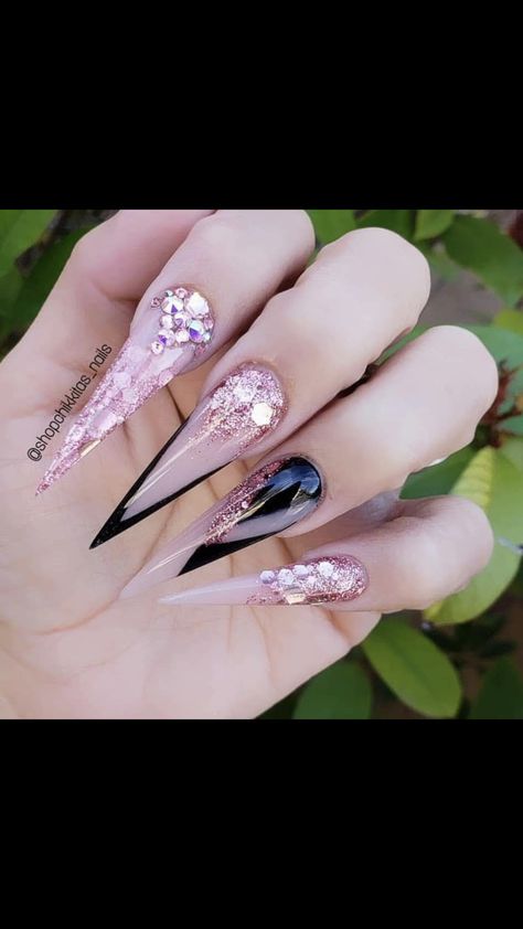 Stilleto Nails Designs Rhinestones, Stilettos Nails Designs, Stilleto Nails Designs, Funky Nail Art, Acrylic Nail Shapes, Stiletto Nails Designs, Simple Acrylic Nails, Glam Nails, Uñas Acrilicas