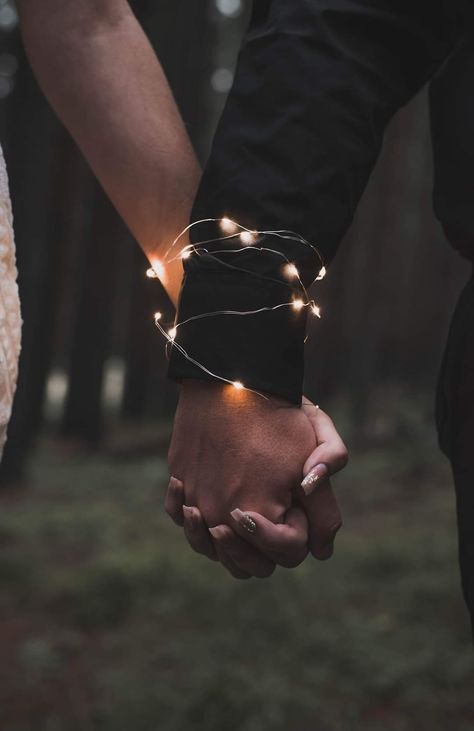 Galaxy Garden, Christmas Lights Photoshoot, Fairy Light Photography, Tangled Aesthetic, Inktober Ideas, Ideas Bodas, Winter Couple, Lights Photography, Prewedding Photoshoot