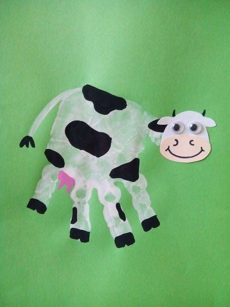 Zoo Animal Crafts, Puppy Crafts, Kids Handicraft, Farm Animal Crafts, Baby Art Projects, Farm Crafts, Footprint Art, Handprint Craft, Animal Crafts For Kids