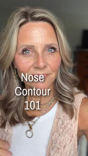 Nose Contour, Contour Powder, Contour Tutorial, Simple Makeup Tips, Nose Contouring, Natural Skin Tone, Matte Bronzer, Cream Contour, Cream Makeup