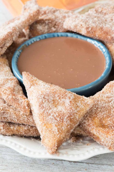 Churro Chips, Easy Churros, Easy Churros Recipe, Traditional Spanish Recipes, Naan Flatbread, Churros Recipe, Dipped In Chocolate, Baked Rolls, Crescent Roll Recipes