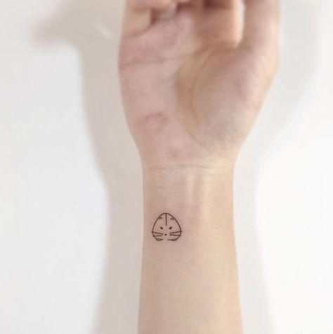 Hamster Outline, Tato 3d, Tato Geometris, Small Hamster, Minimalist Tattoo Meaning, Tato Minimal, Paris Tattoo, Typography Tattoo, Tato Henna