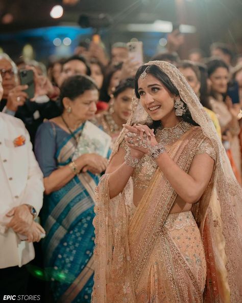 First exclusive look at Radhika Merchant and Anant Ambani from their Hastakshar Ceremony. The bride-to-be wore @taruntahiliani Saree, while the groom opted for an ivory sherwani.. ♥️🩶 Photography - @epicstories.in Wedding Planner : @reshmesaigalweddings (bride side) Follow 👉 @TheFabApp for more updates.. ✔️ . . . . . #ambani #ambaniwedding #mukeshambani #ishaambani #nitaambani #anantambani #radhikamerchant #akashambani #shlokamehta #ranbirkapoor #aliabhatt #ranbirkapoor #aliabhatt #anilkapo... Ivory Sherwani, Radhika Merchant, Anant Ambani, Nita Ambani, Indian Bridal Outfits, Ranbir Kapoor, Hrithik Roshan, Fancy Jewellery, Wedding Outfits