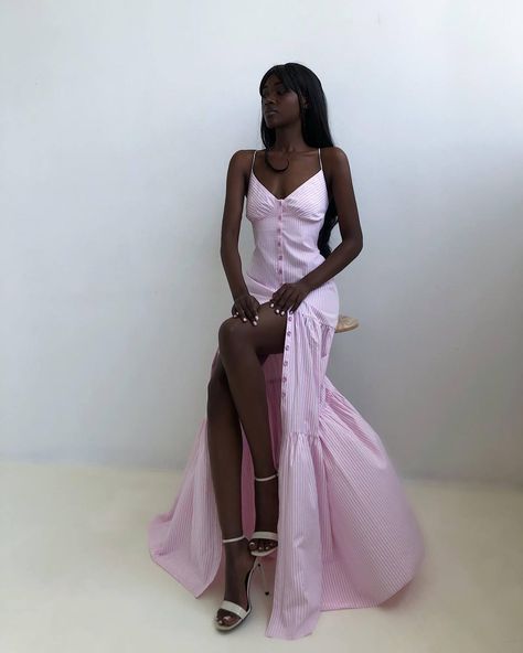 Femininity Aesthetic, Soft Feminine Outfits, Black Princess, Dark Skin Beauty, Black Femininity, Feminine Aesthetic, Looks Chic, Feminine Outfit, Looks Style