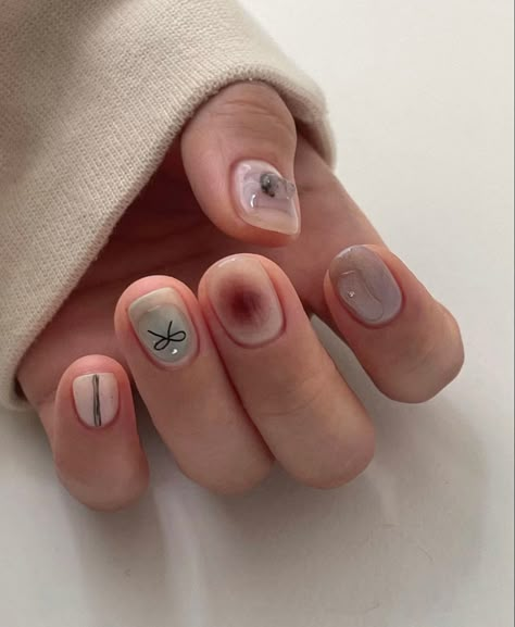 Nailart Aesthetic, Hippie Nails, Hello Nails, Punk Nails, Korean Nails, Casual Nails, Soft Nails, Minimalist Nails, Aesthetic Inspiration