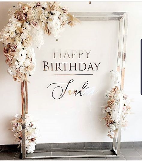 Minimalist Backdrop, 28 Birthday, Backdrop Birthday, 28th Birthday, Park Photos, Venue Ideas, Dinner Set, Dynamic Design, Bday Ideas