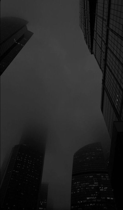 Black Aesthetic Phone Wallpaper, Foggy City, Dark Black Wallpaper, Fotografi Digital, City At Night, Dark City, Dark Paradise, Dark Phone Wallpapers, Fotografi Alam Semula Jadi