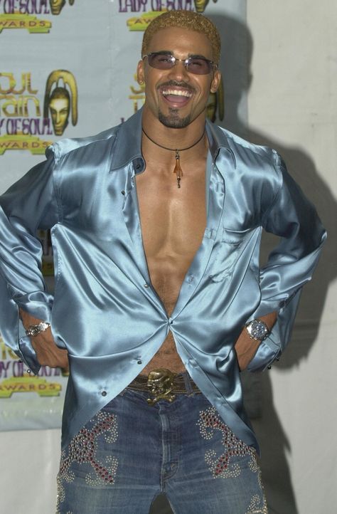 Shemar Moore circa Soul Train? You bet. 2000s Aesthetic Men, 2000s Mens Fashion, 2000s Boys Fashion, Y2k Mens Fashion, Y2k Fashion Men, 2000s Men, 2006 Fashion, Soul Train Awards, Venus Fashion