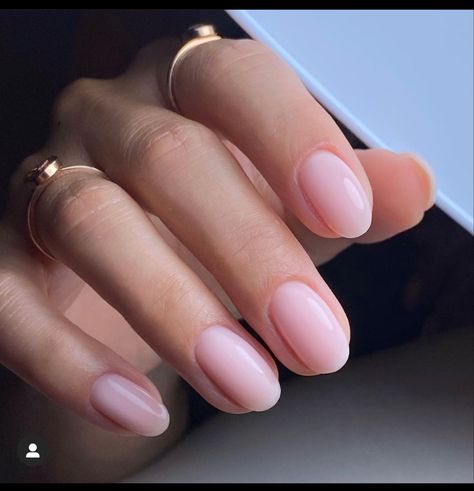 Nail Inspo Oval, Biab Nail, Builder In A Bottle, Manikur Kuku, Milky Nails, Beauty Of Simplicity, Nails Today, Simple Gel Nails, Casual Nails