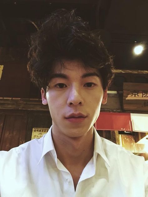 Greg Han, Greg Hsu, Japanese Boyfriend, Bad Boy Quotes, Taiwanese Drama, Why Do Men, Chinese Actors, Girl Bands, Man Crush