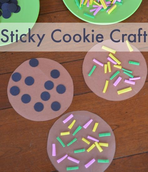 Make cookies! Cookie Crafts, Cookies Love, Storytime Crafts, Craft For Preschoolers, Mouse A Cookie, Cookie Craft, Cookies Theme, Mo Willems, Tot School