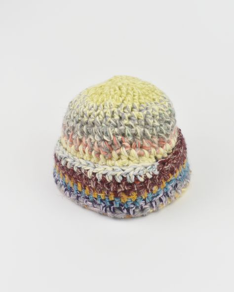 Crochet Beanie I made out of scrap yarn Scrap Yarn Hat, Scrap Yarn Crochet, Yarn Hats, Scrap Yarn, Beanie Crochet, Crochet Beanie, Knitting Inspiration, Crochet Yarn, Making Out