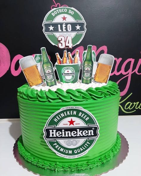 Beer Cake Ideas For Men, Heineken Cake, Alcohol Birthday Cake, Birthday Beer Cake, Liquor Cake, Wedding Cake Tutorial, Soccer Birthday Cakes, Alcohol Cake, Pool Party Cakes