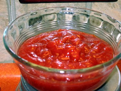 Heinz Chili Sauce Recipe, Homemade Chili Sauce, Heinz Chili Sauce, Clone Recipe, Chili Sauce Recipe, Sbs Food, Homemade Chili, Sweet Chili Sauce, Chilli Sauce