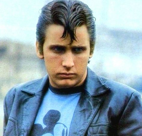 The Outsiders, I Hope, Hairstyles