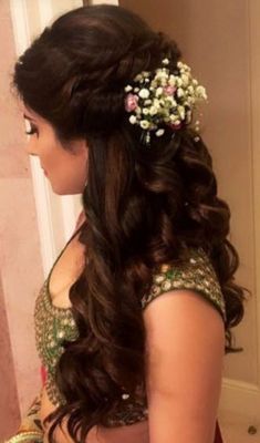 30+ Indian Bridal Wedding Hairstyles for Short to Long Hair 2018-2019 Bridal Wedding Hairstyles, Short To Long Hair, Reception Hairstyles, Engagement Hairstyles, Bridal Hairdo, Wedding Hairstyles Bride, Hairdo Wedding, Indian Wedding Hairstyles, Best Wedding Hairstyles