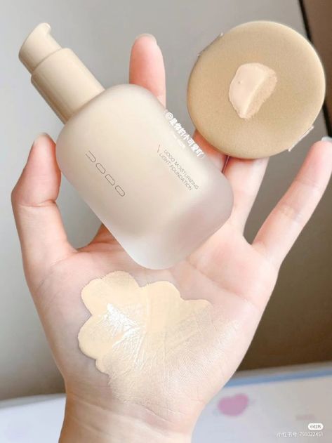 Douyin Foundation, Penyimpanan Makeup, Mode Kylie Jenner, Kawaii Makeup, Makeup Accesories, Stunning Hairstyles, Ethereal Makeup, Fancy Makeup, Pretty Skin Care