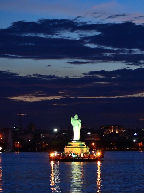 Tankbund Unique Pic, Hyderabad City, Dussehra Wishes, Happy Dussehra Wishes, Baby Ganesha, Happy Dussehra, Frame Gallery, Photo Frame Gallery, Creative Instagram Photo Ideas