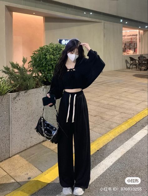 Kfashion Ulzzang Korean Style, Korean Outfits Street Styles, Cute Outfits Korean Casual, Casual Korean Outfits, Korean Style Outfits, My First Story, Outfit Airport, Outfit Korean Style, Korean Outfit Street Styles