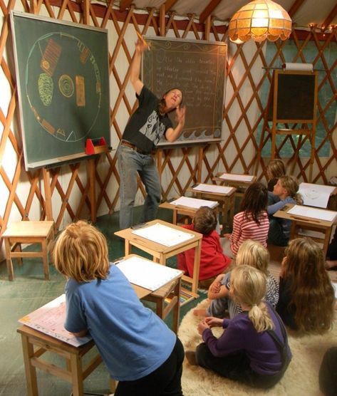 Waldorf Classroom Set Up, Nature School Design, Yurt Classroom, Wholesome Aesthetic, Teacher Vision Board, Early Years Teacher, Job Inspiration, Rowan Tree, Nature School