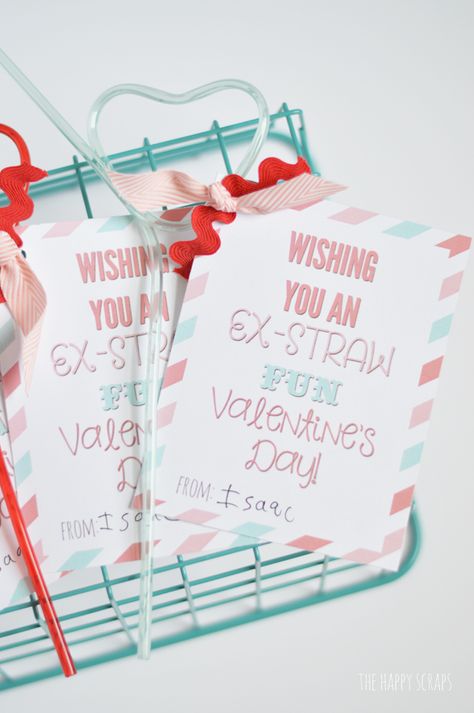 This Ex-Straw Fun Classroom Valentine is simple and fun to put together. I've got the printable for you on the blog. Just grab some crazy straws and attach the fun card and you'll be ready for Valentine's day. Crazy Straw Valentine Printable, Crazy Straw Valentine, Free Printable Valentines Tags, Valentine 2024, Straw Valentine, Crazy Straws, Valentine Tree, Preschool Valentines, Valentine Crafts For Kids