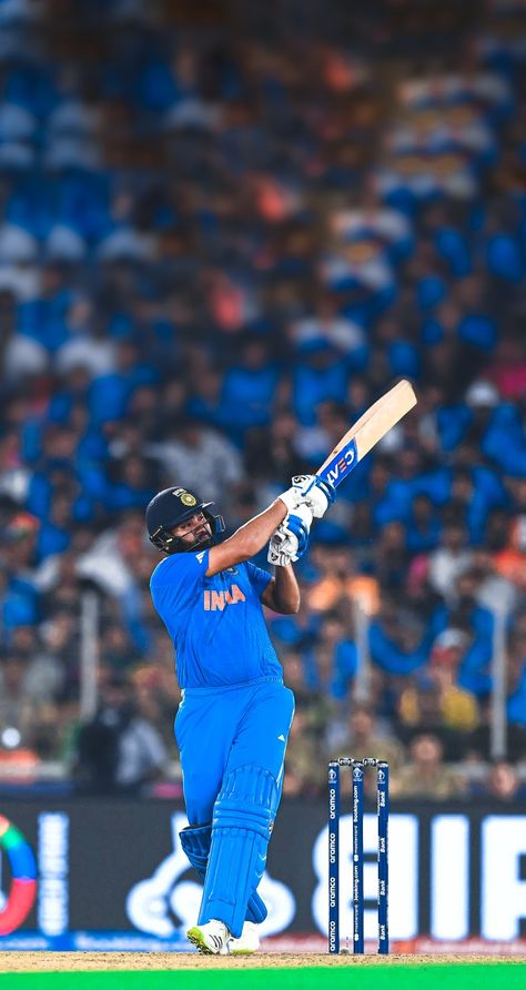 Rohit Sharma Hd Wallpapers, India Cricket Match, Cricket Wallpaper, Rohit Sharma Wallpaper, Indian Kings, I Love Cricket Images, Cricket Images, Cricket Photos, Virat Kohli Portrait Photography