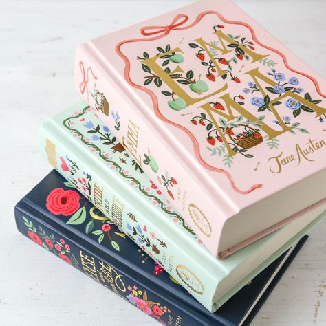 Puffin in Bloom edition of Jane Austen's Emma. Cover illustrated by Anna Bond of Rifle Paper Co. Pride and Prejudice and Sense and Sensibility are also available. Hardback cover Size: 135 x 185 x 50 (mm)