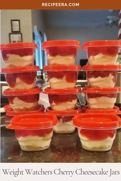 Weight Watchers Cherry Cheesecake Jars Cherry Cheesecake Jars, Weight Watchers Cheesecake, Ww Deserts, Mini Cherry Cheesecakes, Jello Cheesecake, Weight Watchers Food Points, Cheesecake Jars, Weight Watchers Meals Dinner, Cherry Cheesecake Recipe